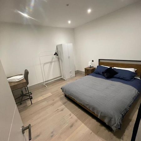 Blue Lagoon Apartamento Londres Exterior foto